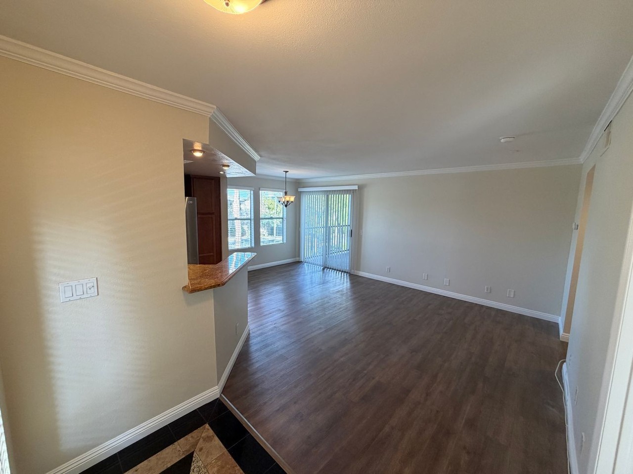 3408 Hathaway Ave - Photo 2 of 50