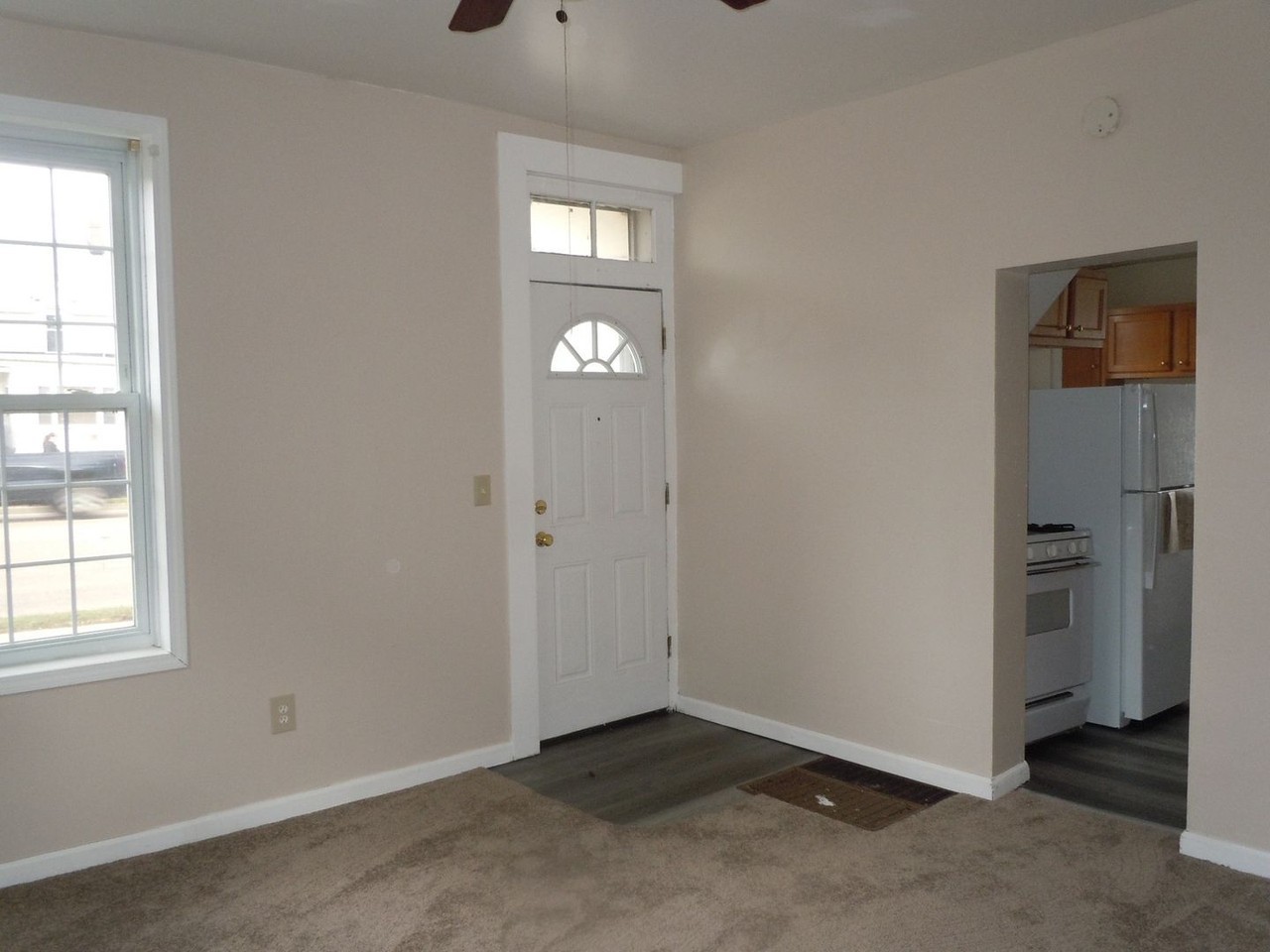 401 S Morrison Ave - Photo 2 of 16