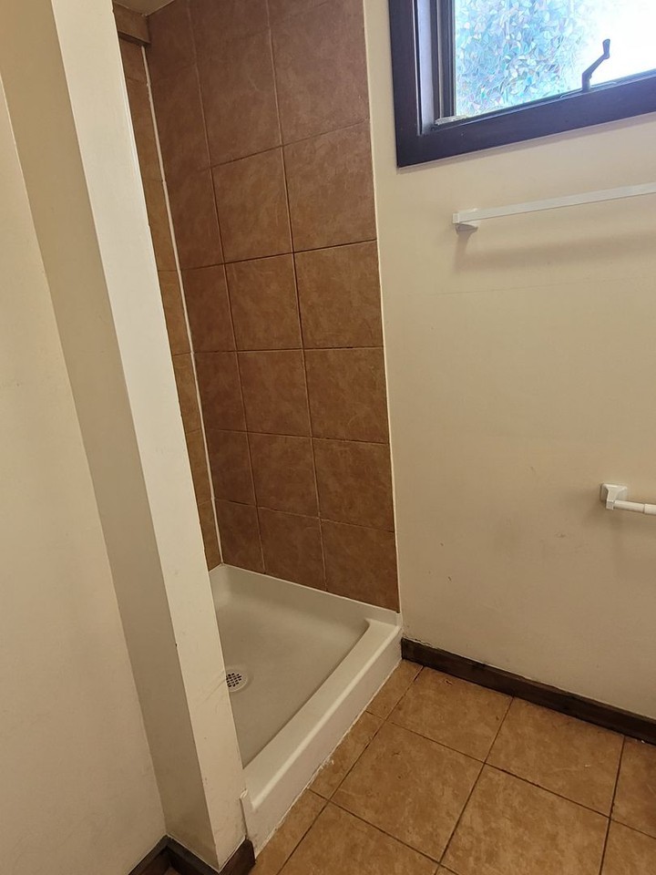2626 Duke St - Photo 6 of 17