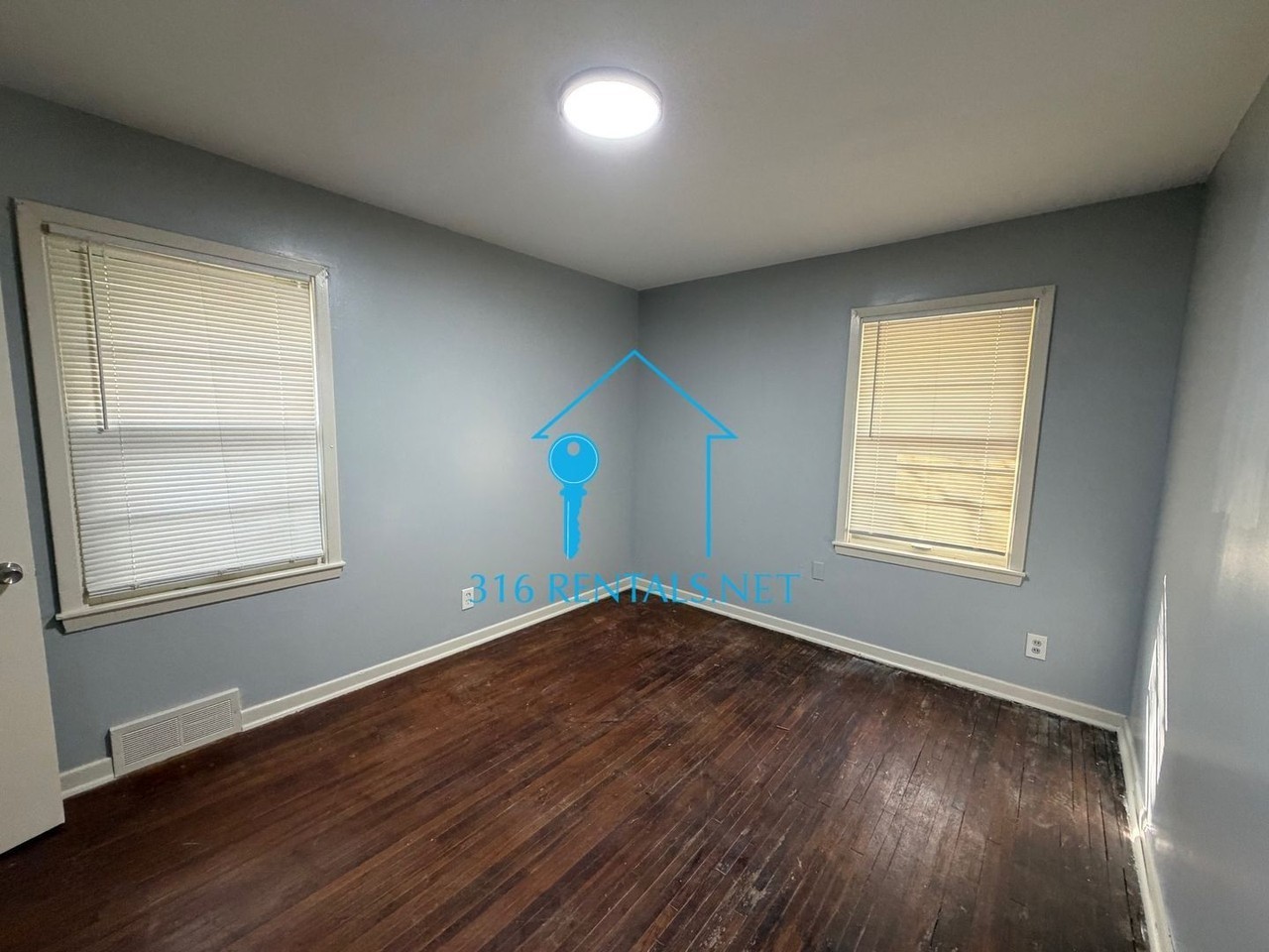 1533 Kenmar St - Photo 6 of 8