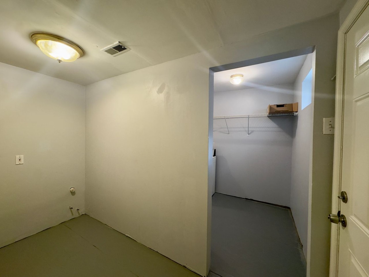 423 S Washington St - Photo 6 of 19