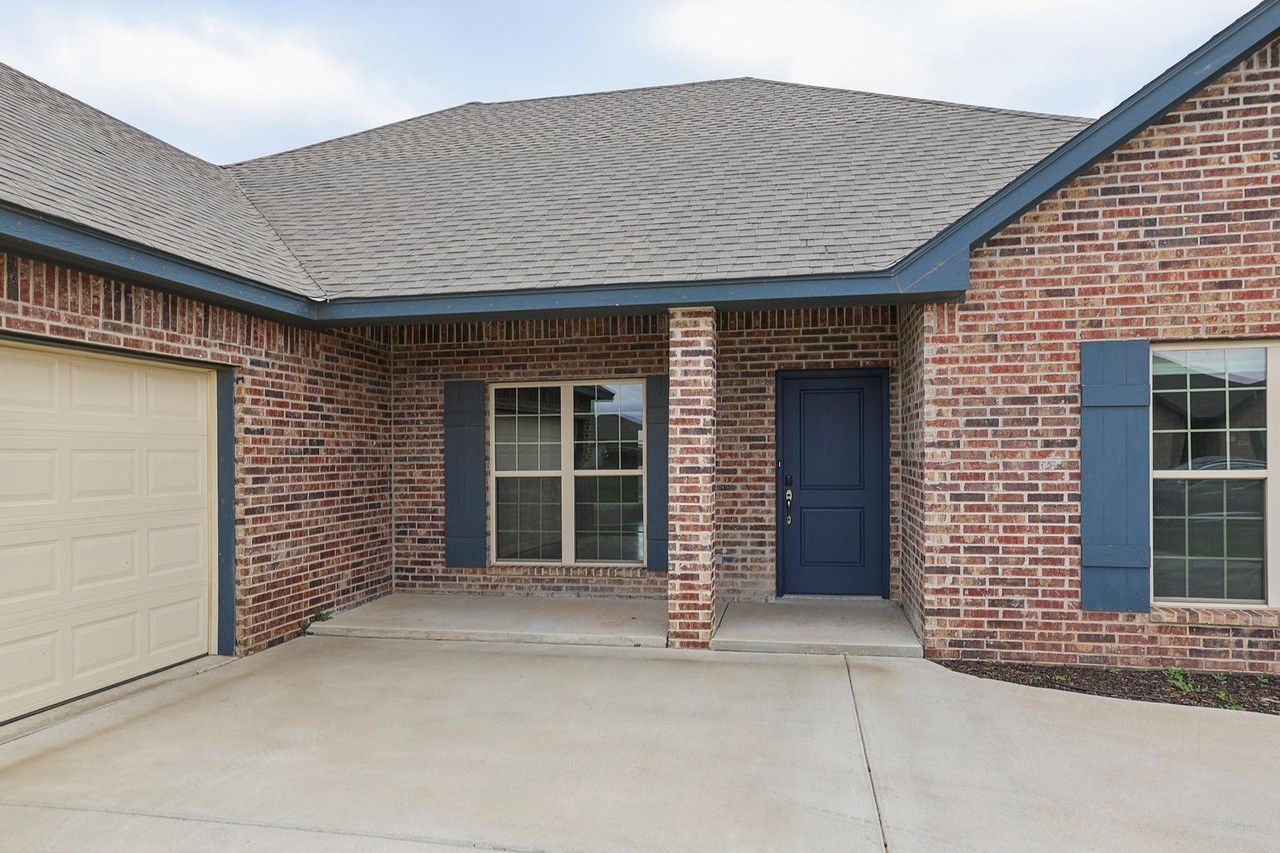 7305 Sicher St - Photo 2 of 29