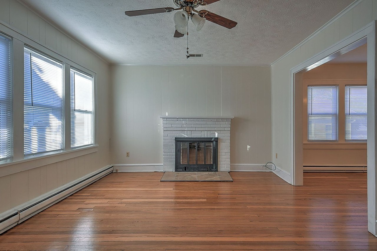 1736 Virginia Ave - Photo 4 of 25