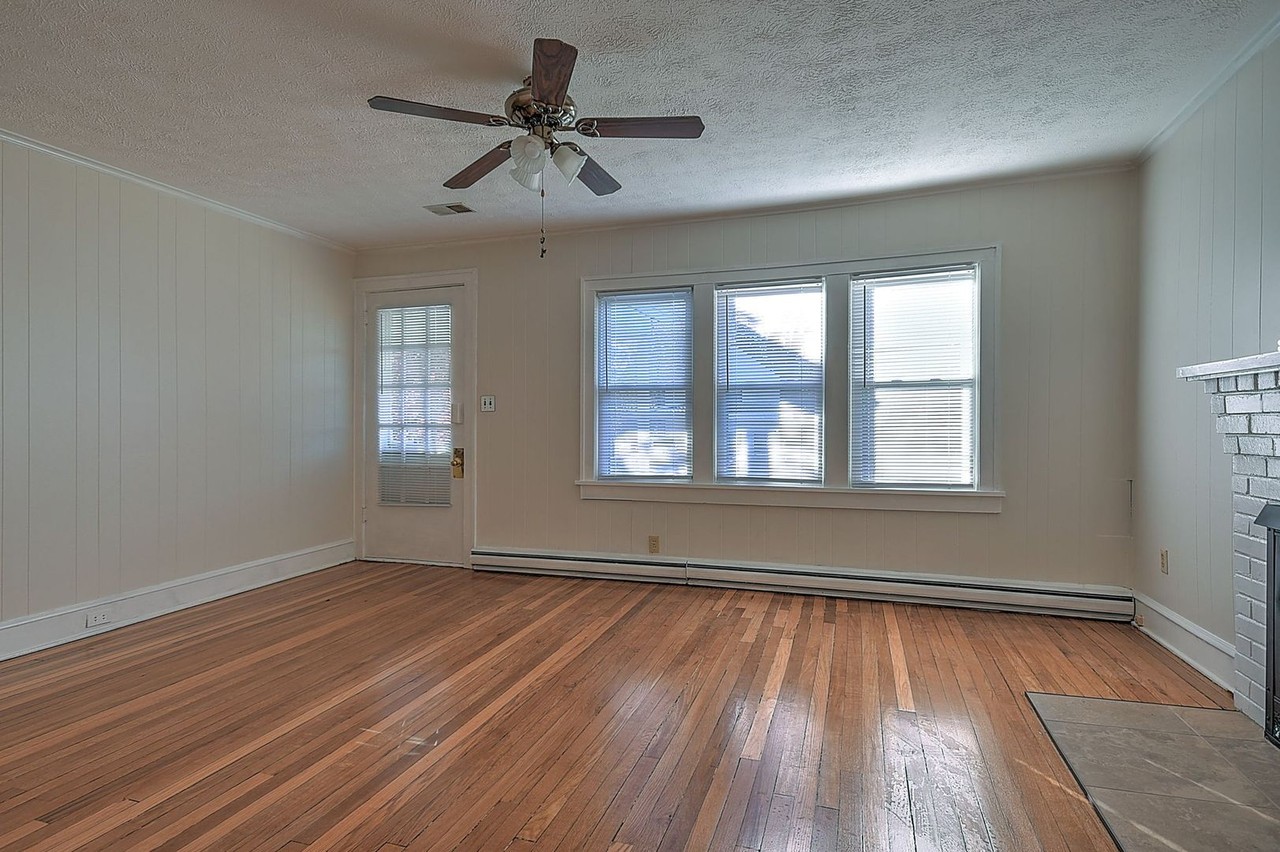1736 Virginia Ave - Photo 6 of 25