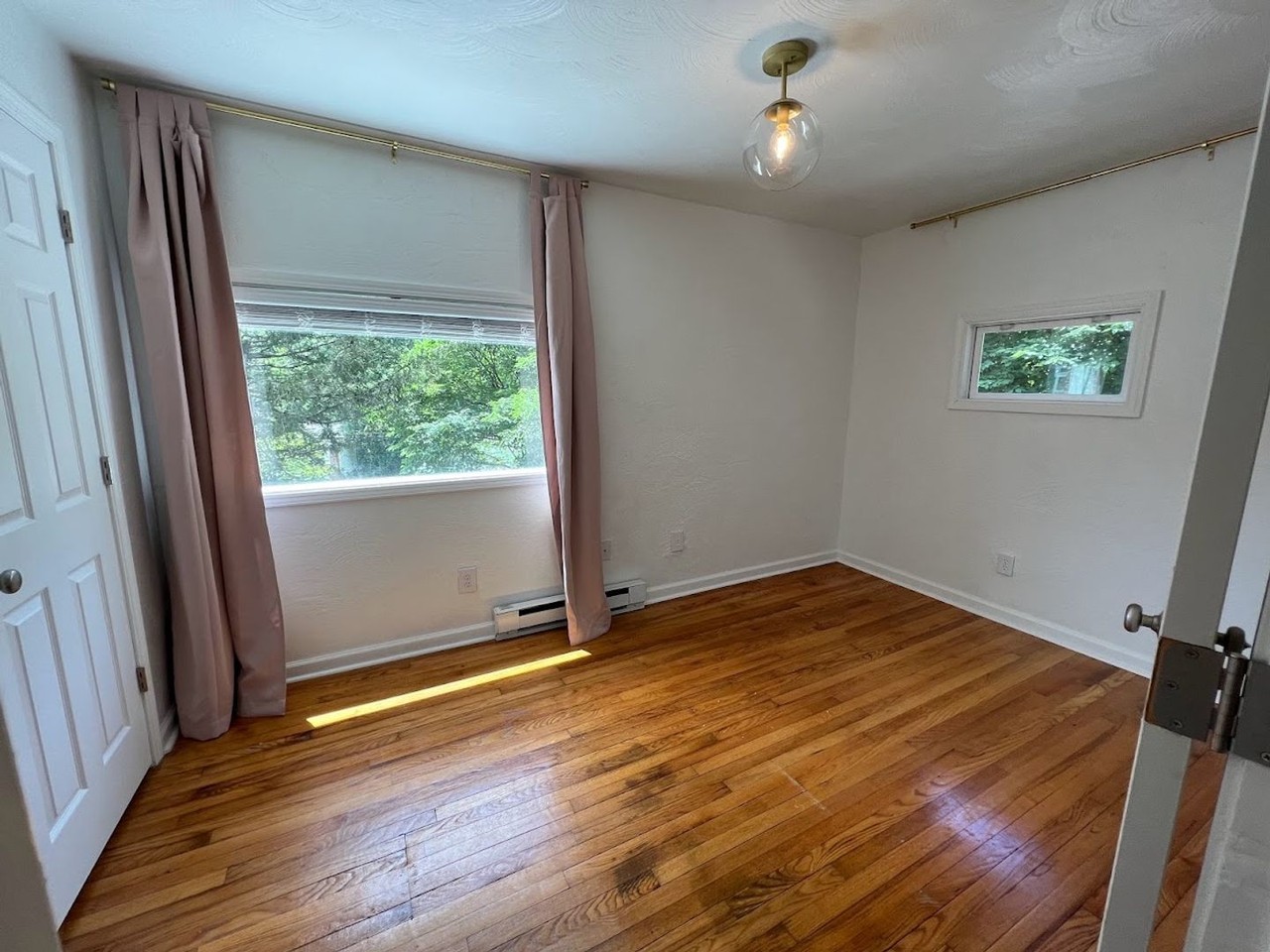 307B Ellett Rd - Photo 6 of 8