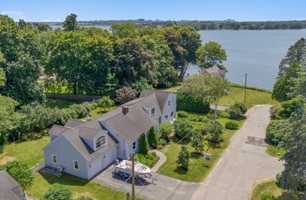featured image of 14 Fern Ave