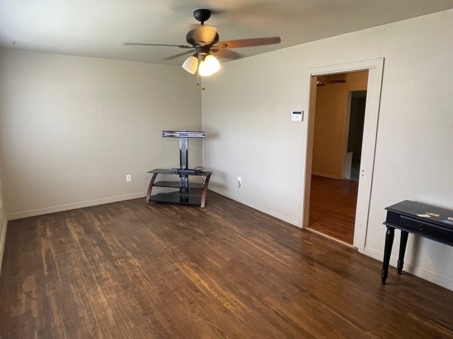 3812 33rd St - Photo 2 of 31