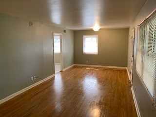 3213 36th St - Photo 2 of 13