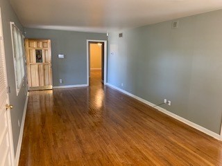 3213 36th St - Photo 3 of 13