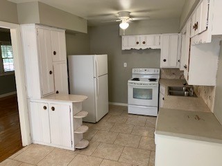 3213 36th St - Photo 4 of 13