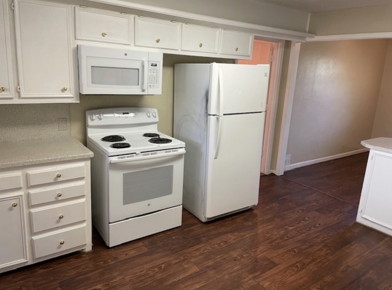 3410 33rd St - Photo 4 of 16