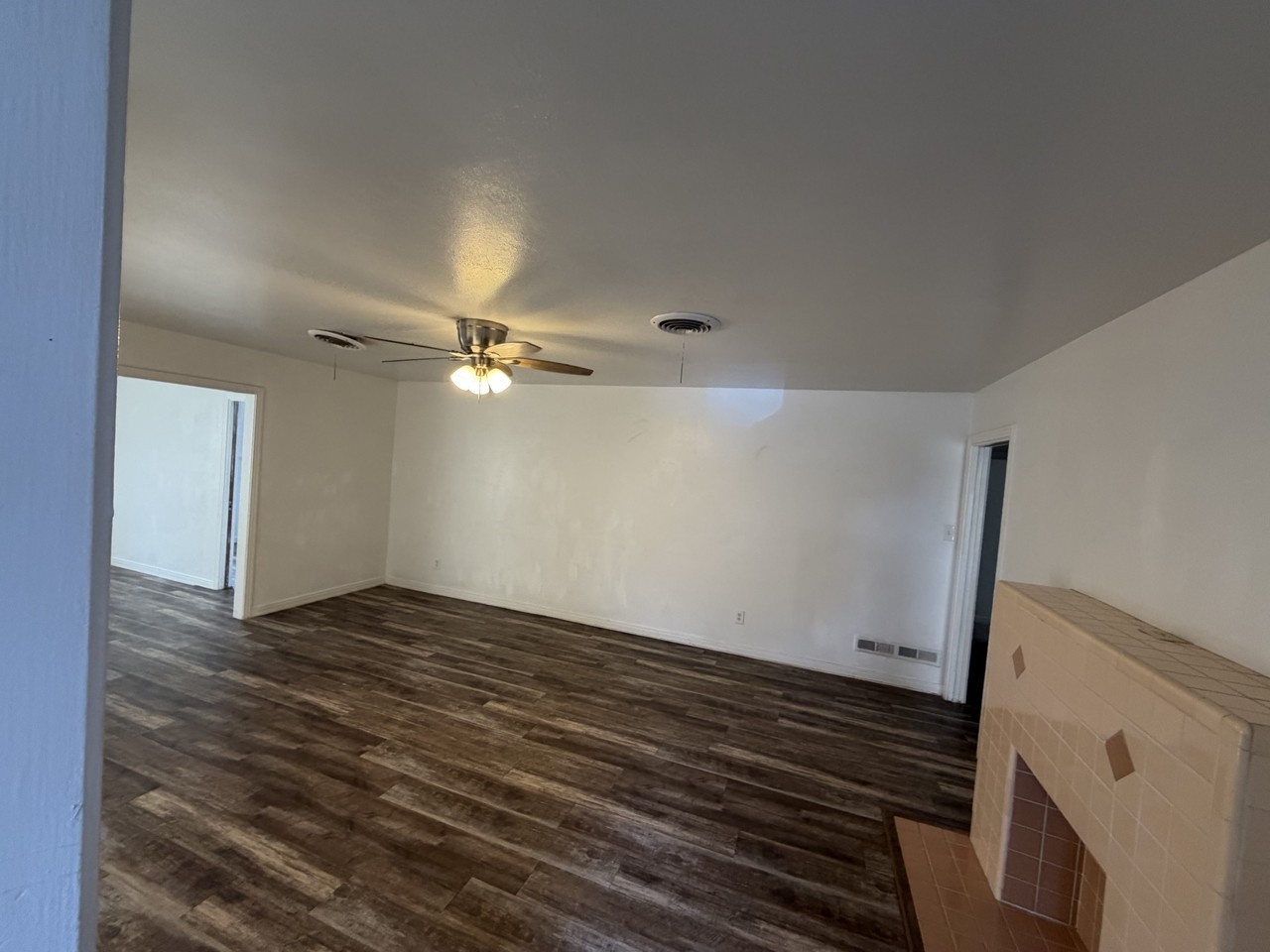 2624 32nd St #1 - Photo 2 of 17