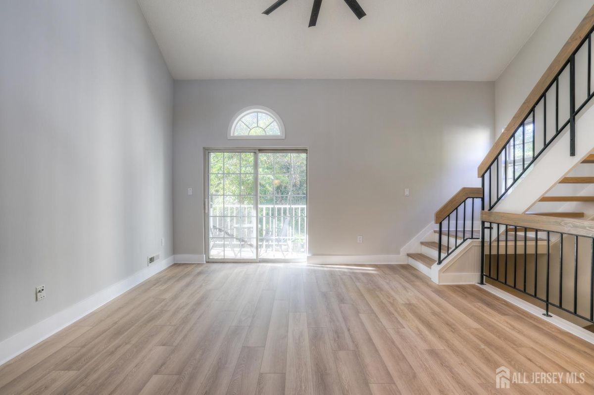 1307 Commons At Kingswood Dr - Photo 4 of 25