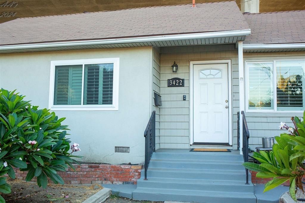 3422 Trophy Dr - Photo 2 of 3