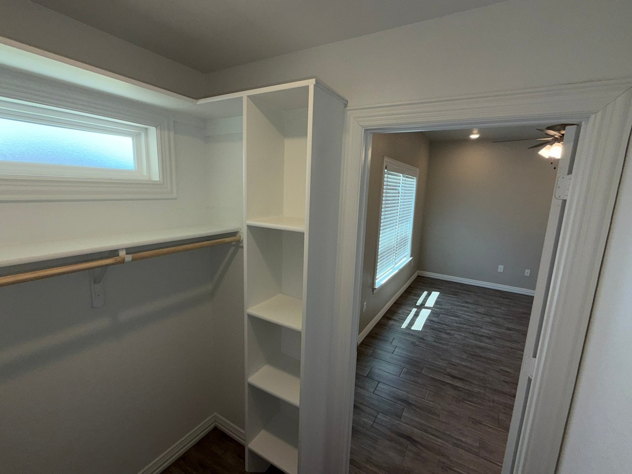 3322 Fenway Cir - Photo 2 of 13
