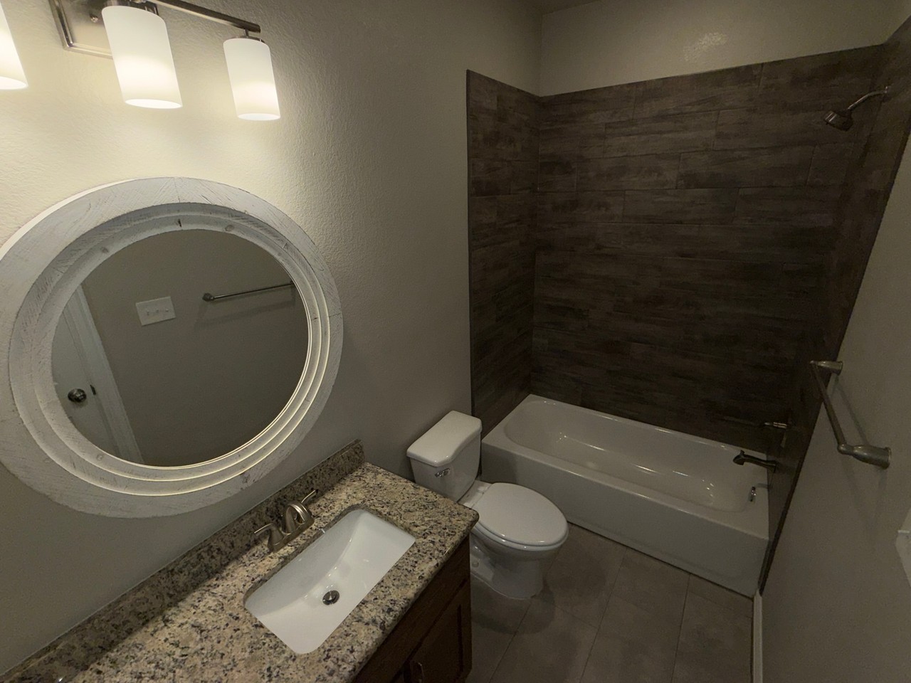 3322 Fenway Cir - Photo 7 of 13