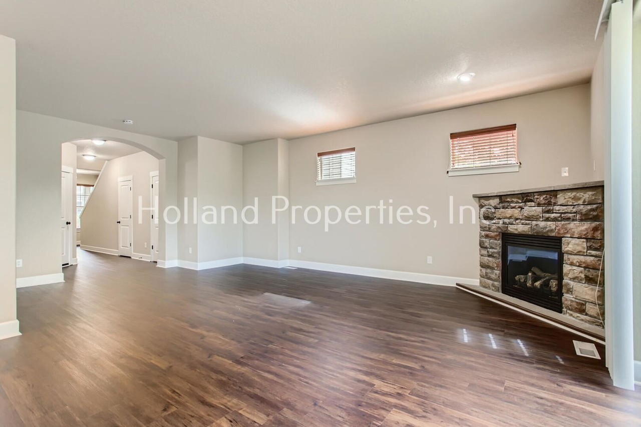64 Nw 171st Ave - Photo 4 of 28