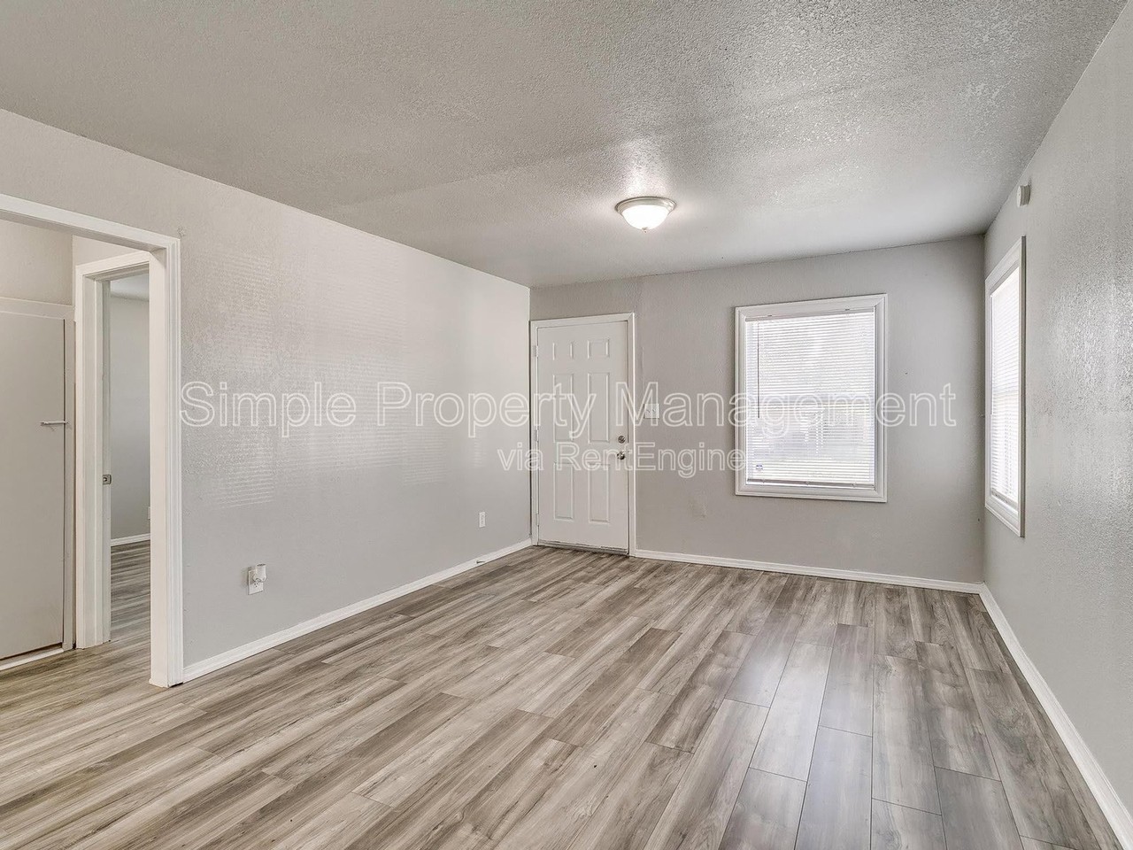1824 Elm Dr - Photo 3 of 30