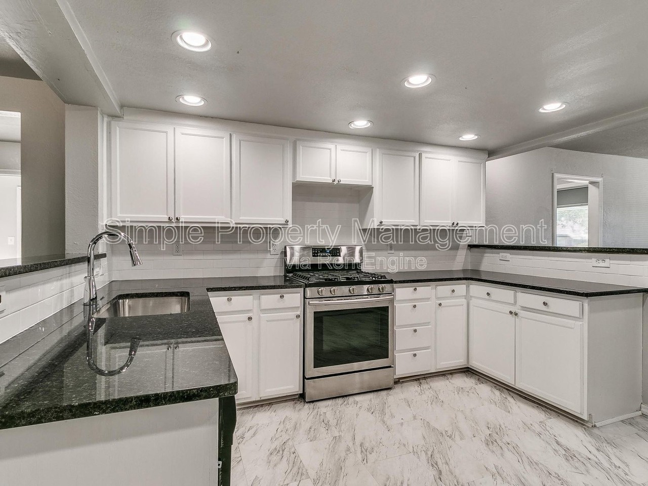 1824 Elm Dr - Photo 6 of 30
