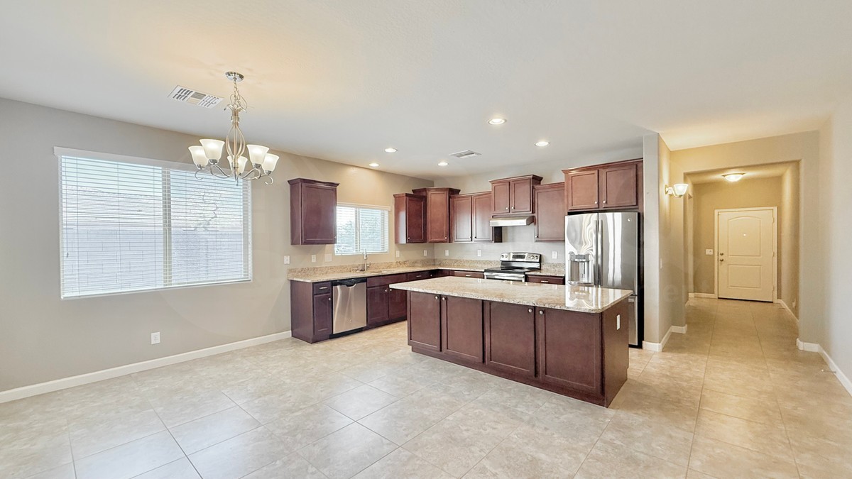 1228 E Palo Verde Dr - Photo 5 of 21