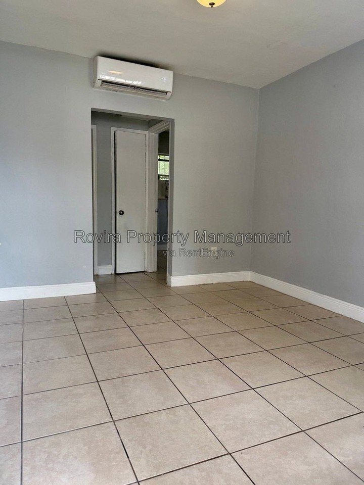 1592 Nw 56th St #1592 - Photo 2 of 6