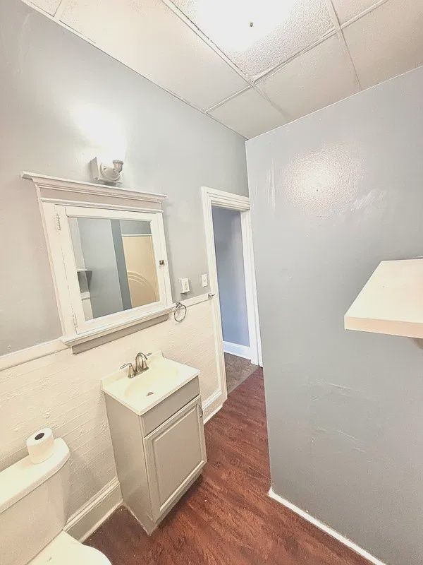 438 E King St #4 - Photo 6 of 9