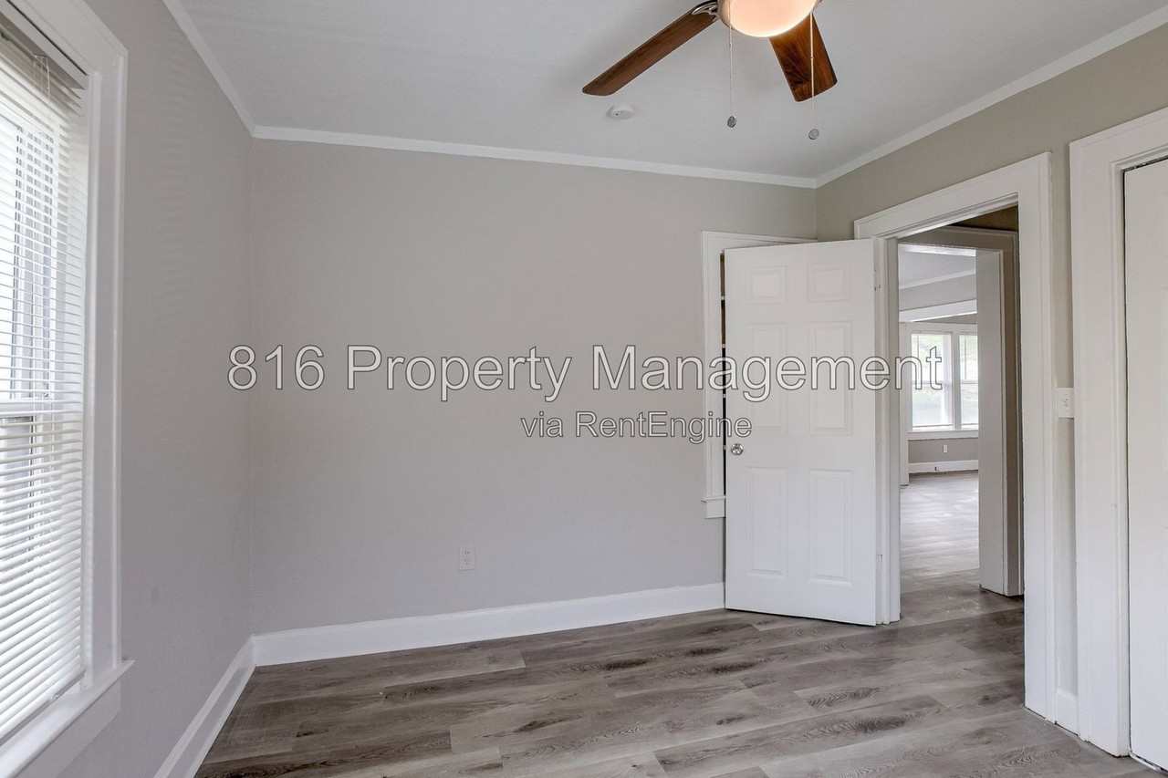 3541 Mersington Ave - Photo 7 of 19