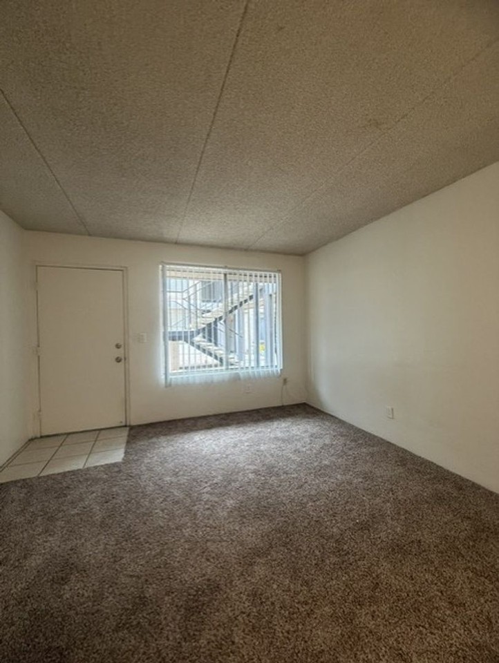 2350 E Water St #B115 - Photo 6 of 24