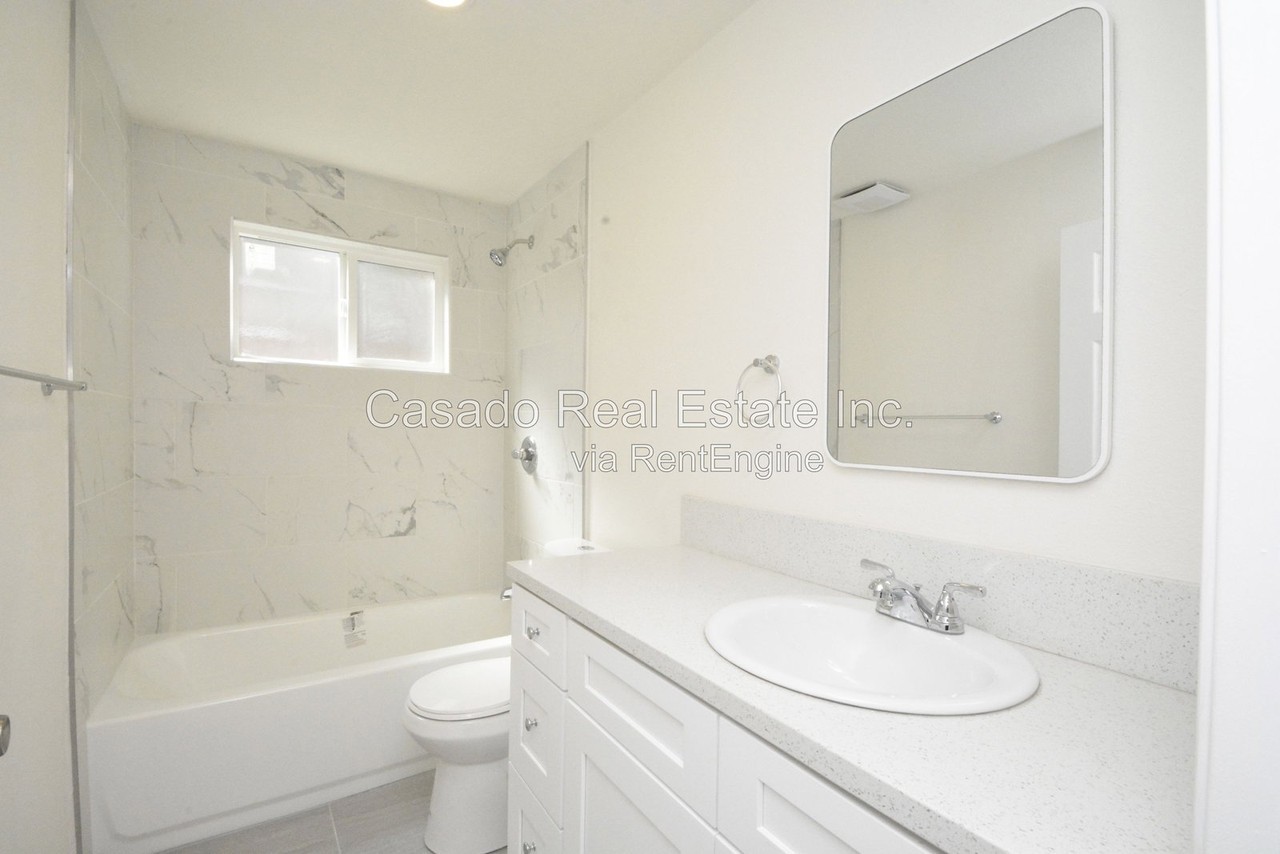 2211 E Spaulding St #A - Photo 6 of 8