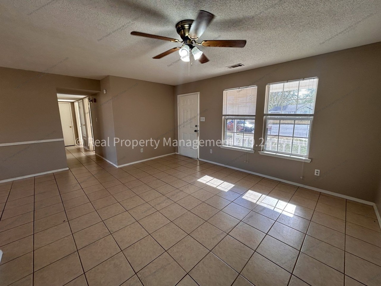 1805 Cherrybark Bnd - Photo 5 of 20