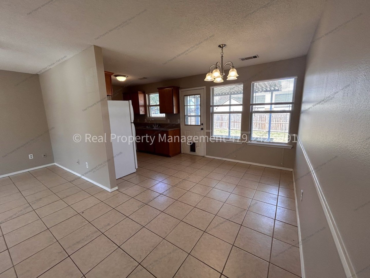 1805 Cherrybark Bnd - Photo 7 of 20