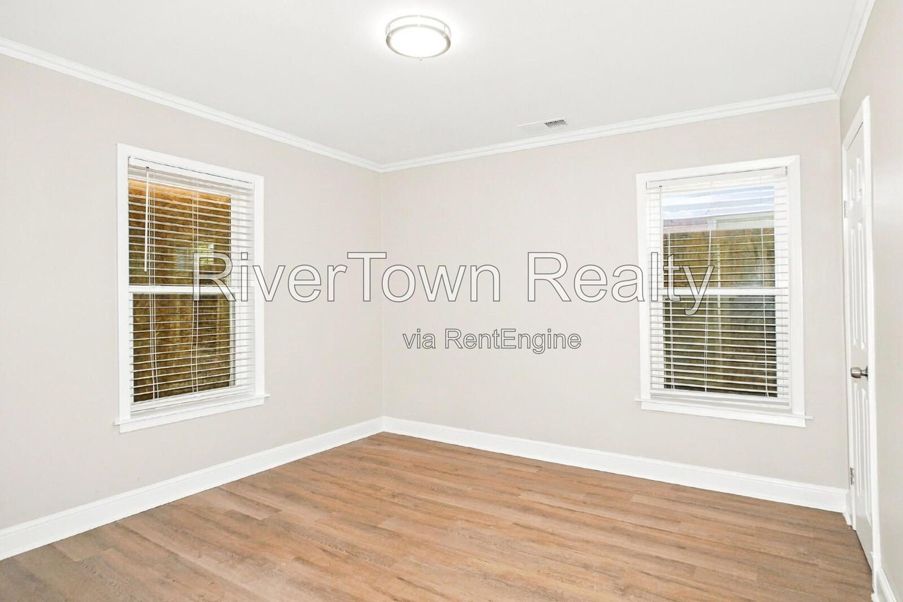 3589 Marion Ave - Photo 6 of 17