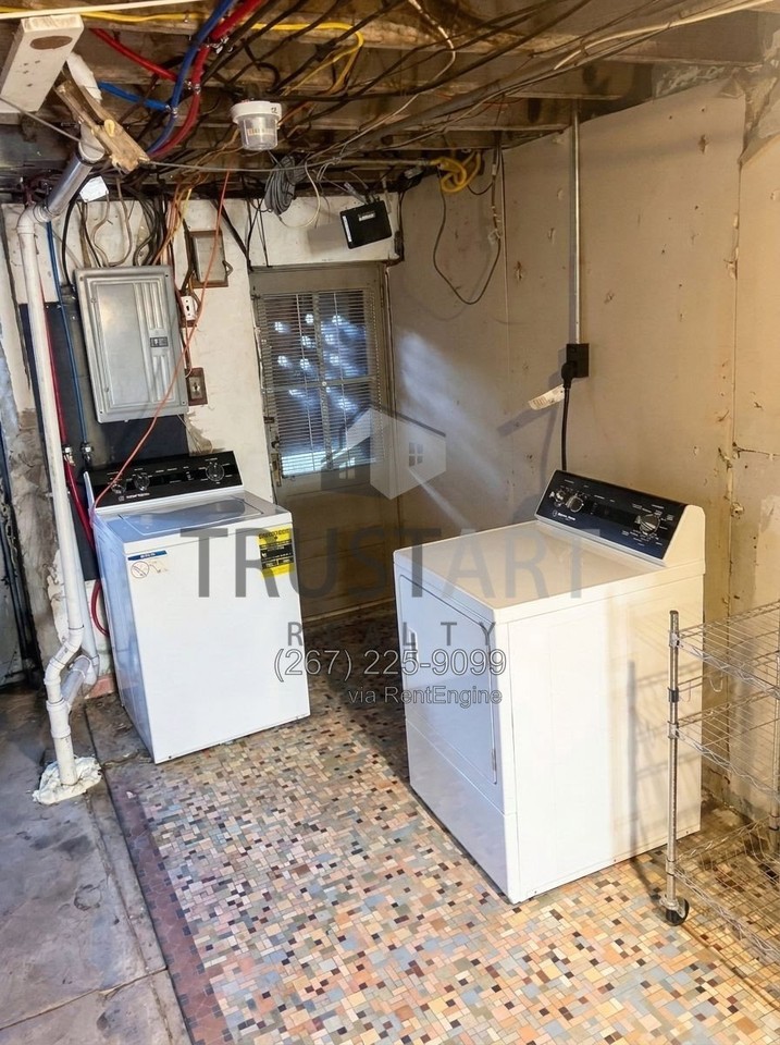 6323 Chester Ave - Photo 6 of 10