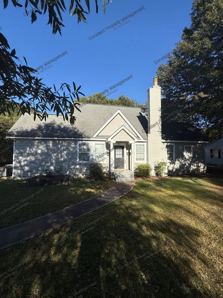 405 Atlanta St #A - Photo 2 of 16