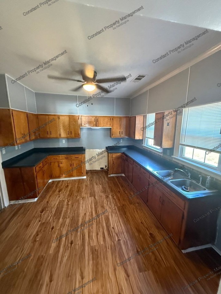 405 Atlanta St #A - Photo 6 of 16