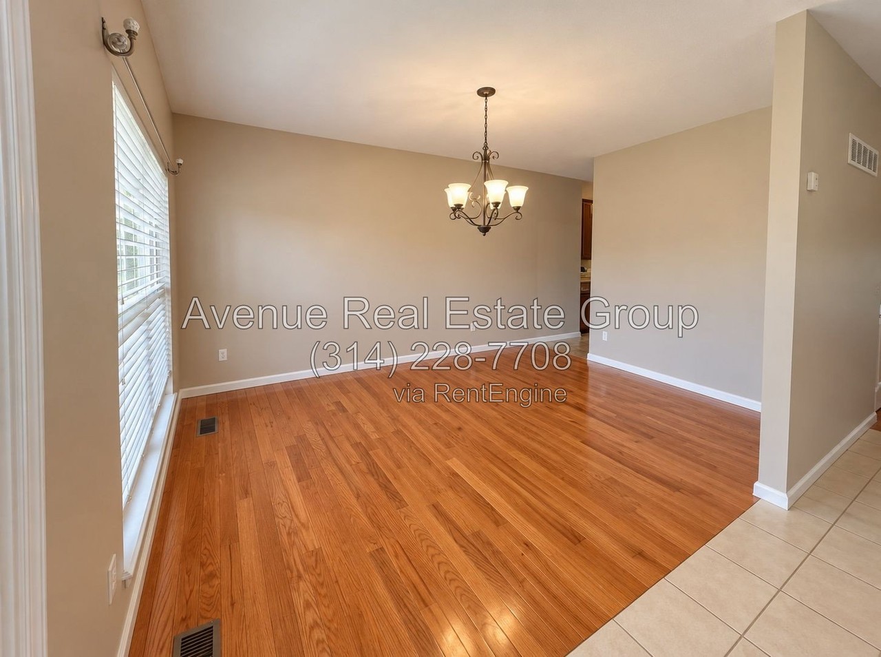 1687 Trinity Cir - Photo 3 of 23