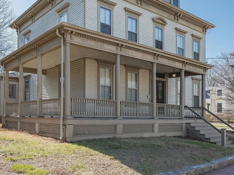 473 Middle St #3 - Photo 4 of 26