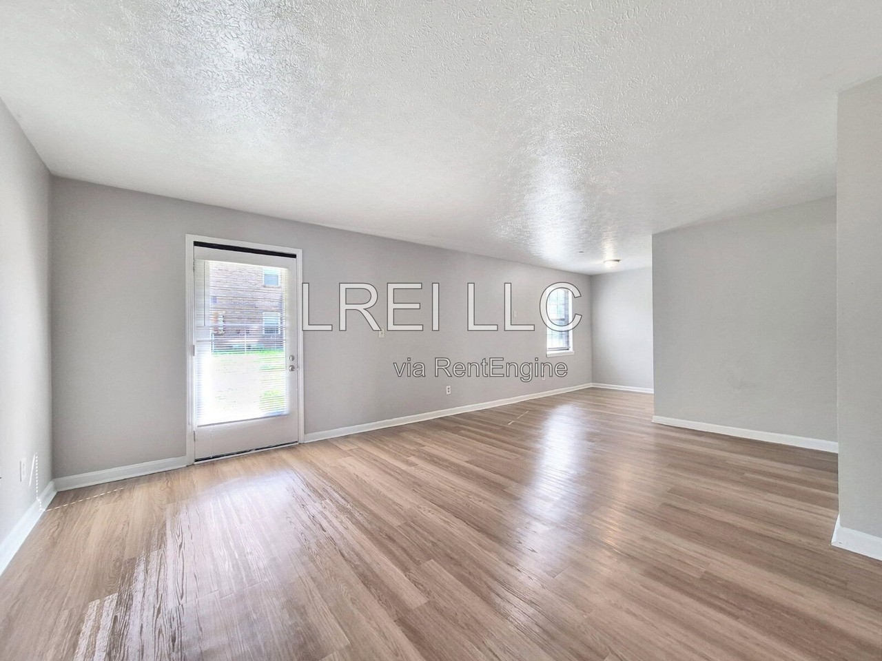 1568 Illinois Rd #5 - Photo 4 of 13