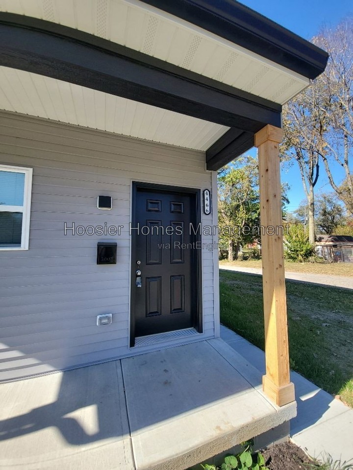 4464 Caroline Ave #4466 - Photo 2 of 21