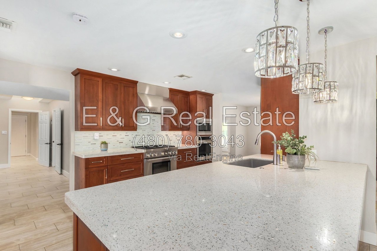 12641 N 70th Pl - Photo 4 of 50