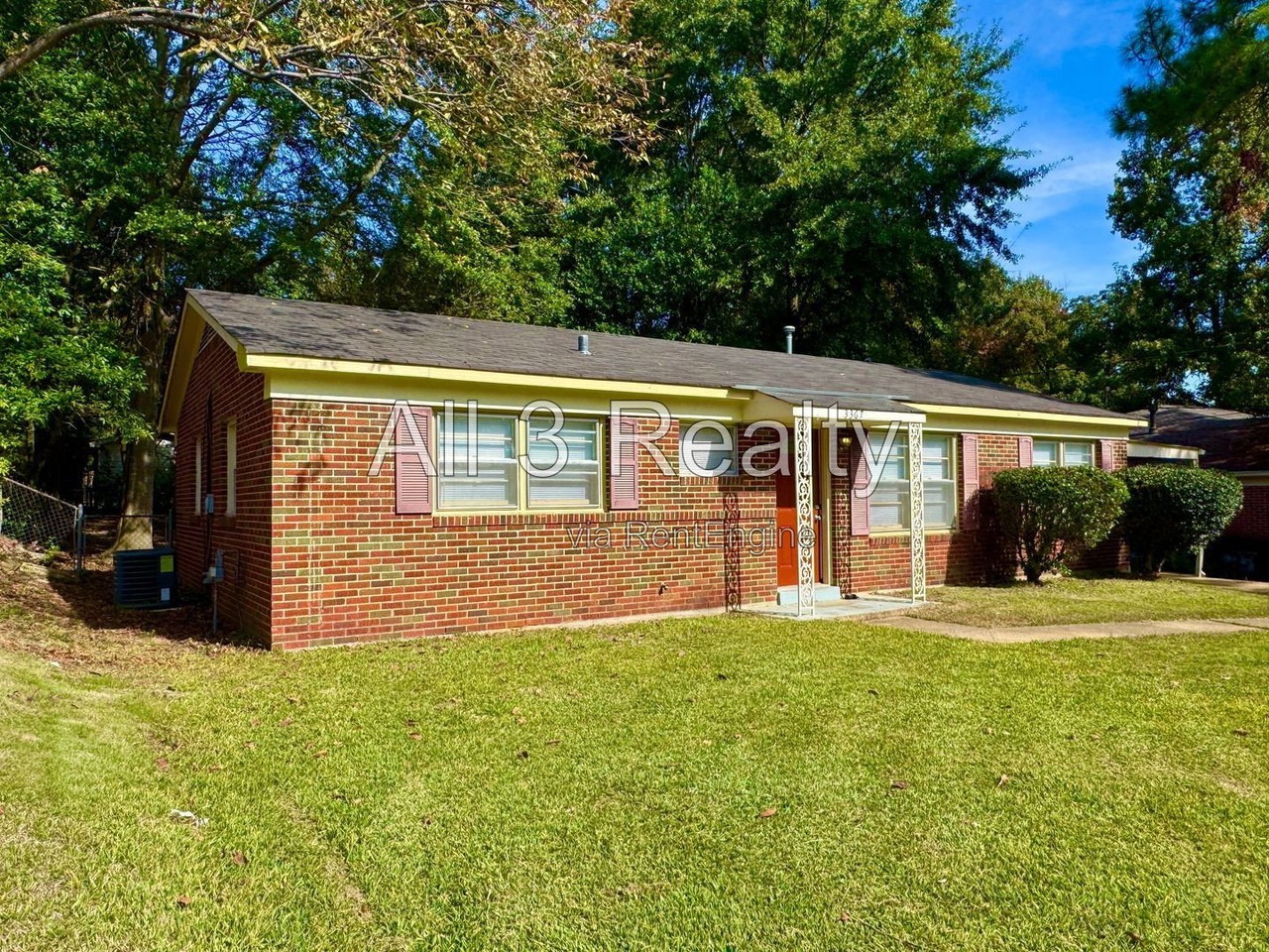 3367 Arborfield Rd - Photo 3 of 31