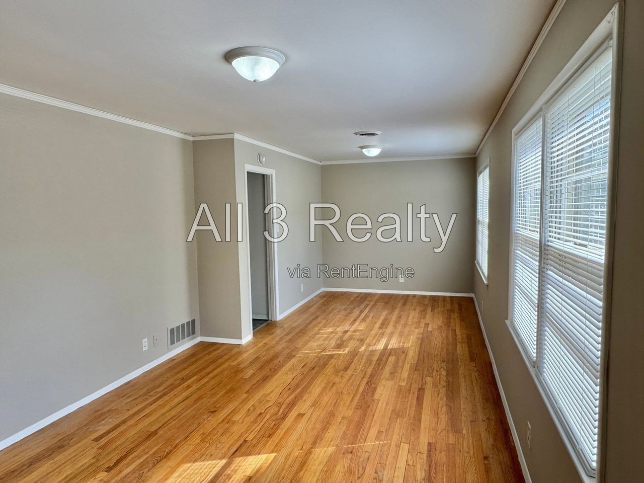 3367 Arborfield Rd - Photo 6 of 31