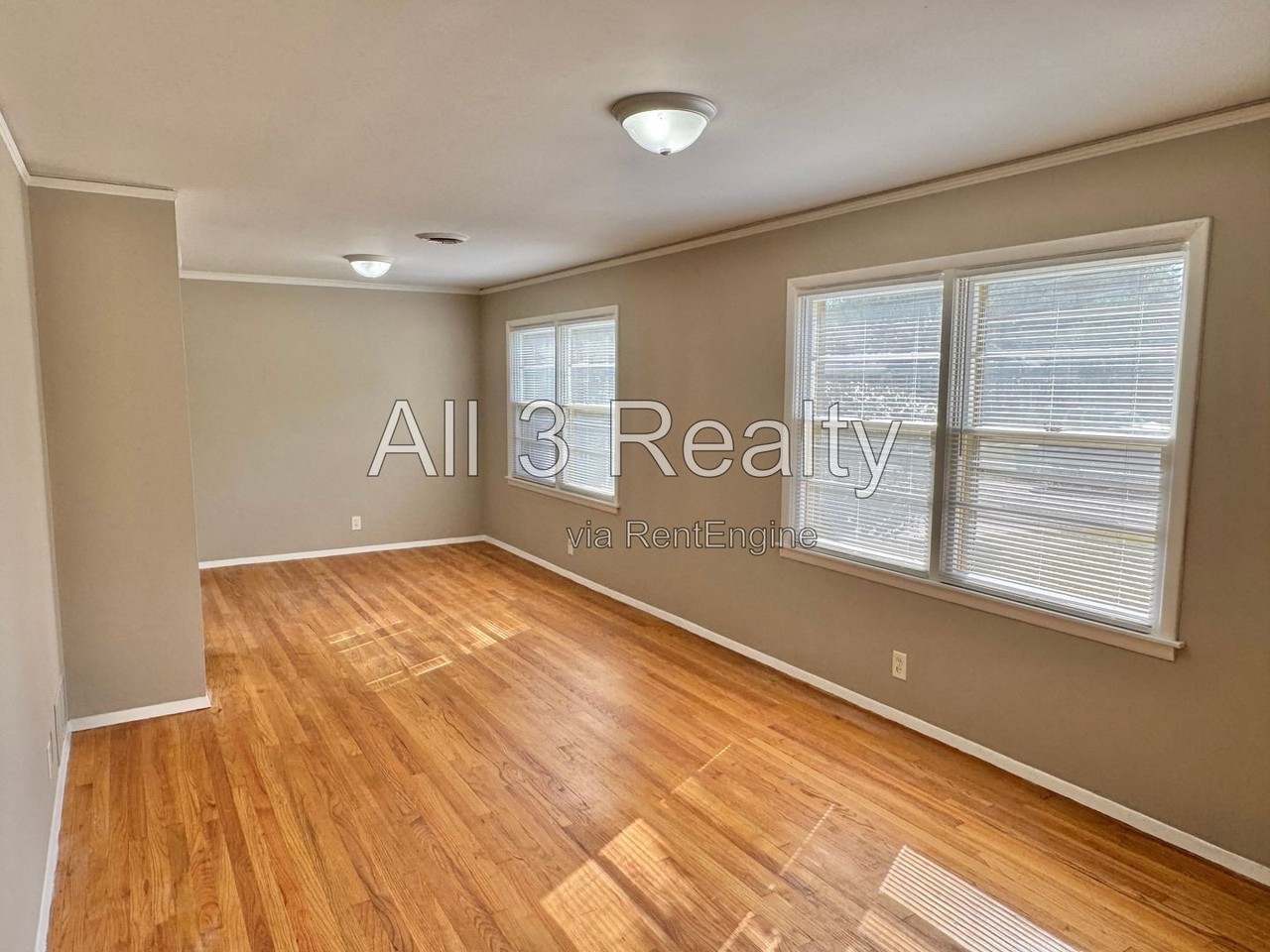 3367 Arborfield Rd - Photo 7 of 31