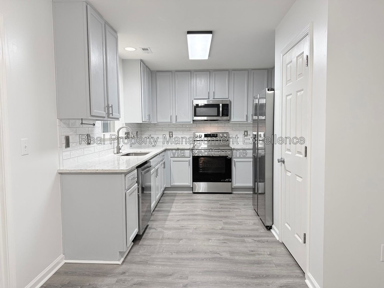 128 River Pearl St - Photo 7 of 49