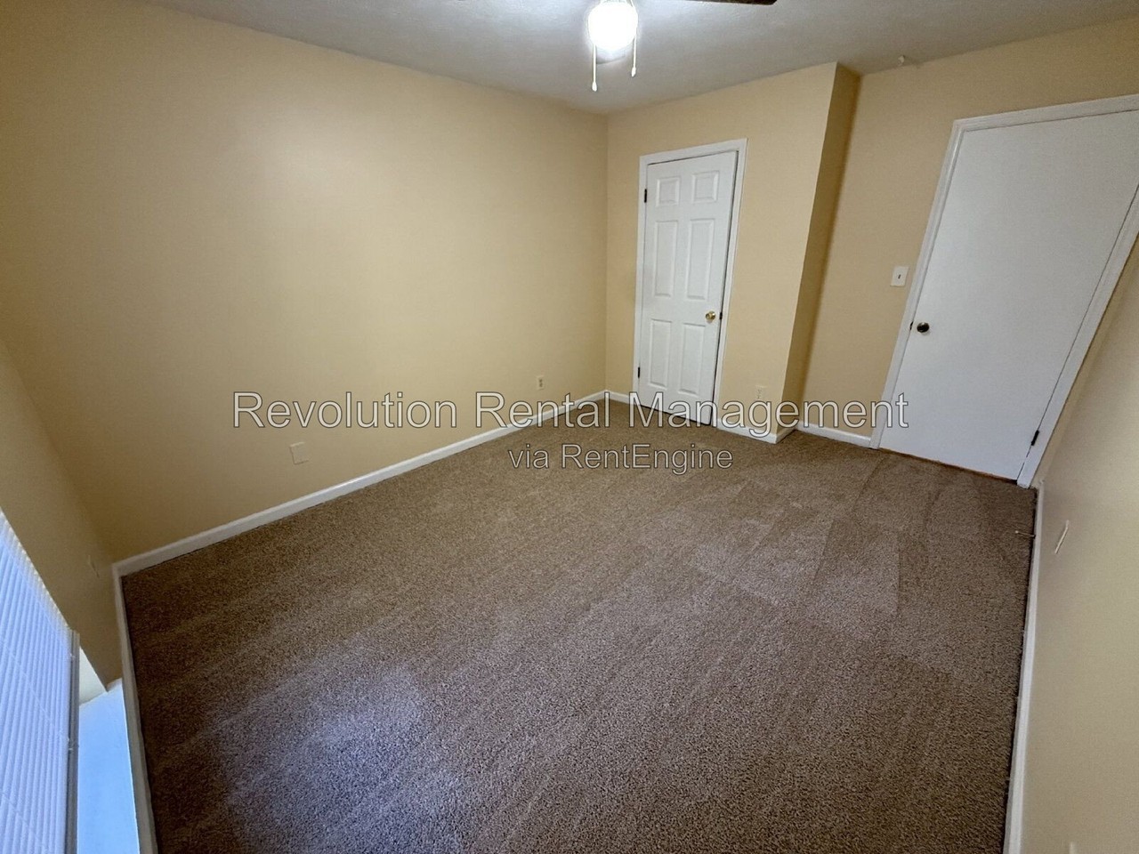 127 Carrollwood Dr - Photo 4 of 11