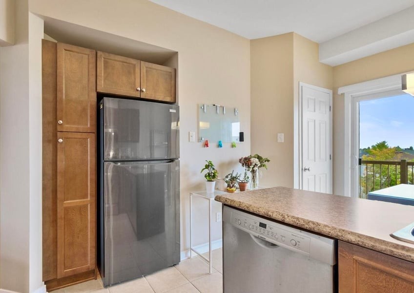 2086 Valin St #7 - Photo 5 of 14