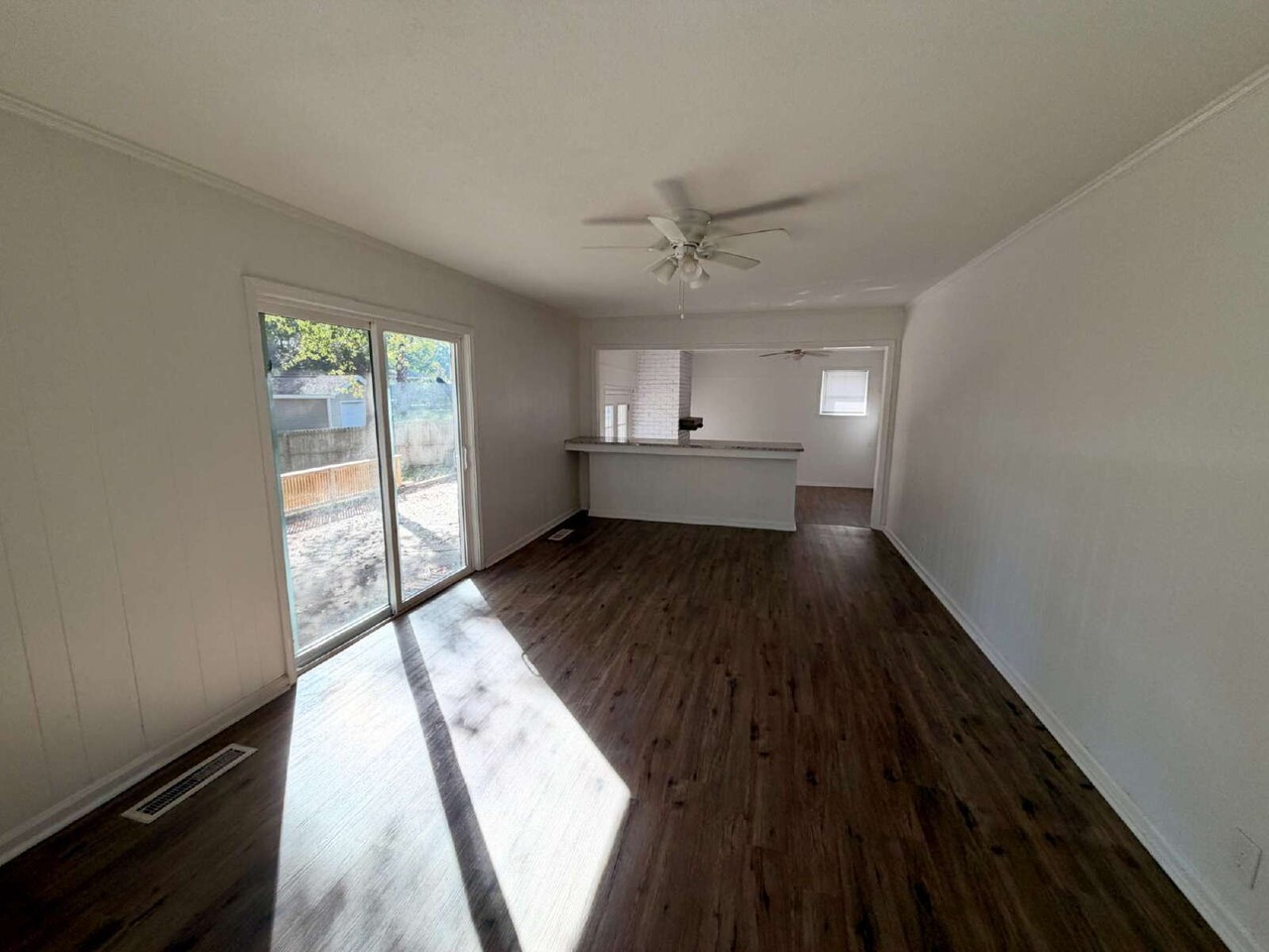 1904 Northside Dr - Photo 5 of 14