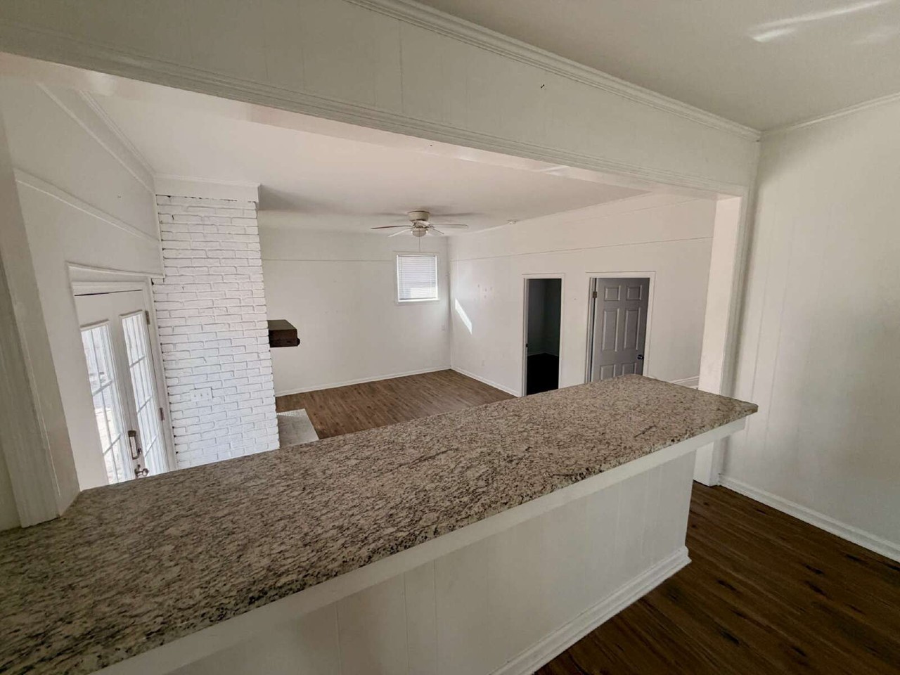 1904 Northside Dr - Photo 6 of 14