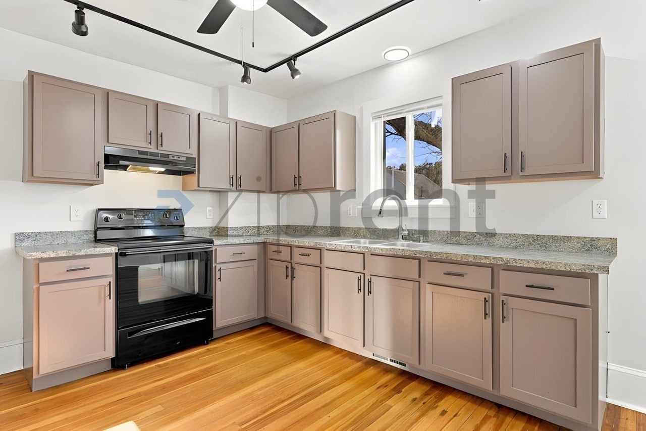 278 Hazard Ave #2 - Photo 4 of 40