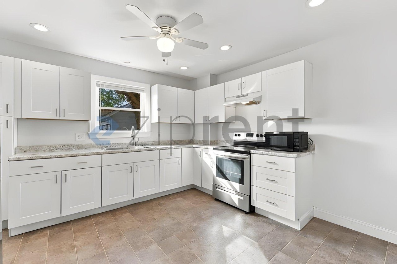 278 Hazard Ave #1 - Photo 4 of 36